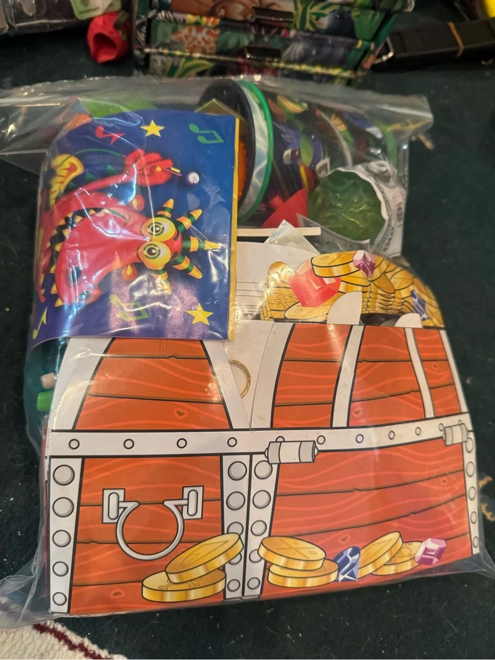 Party Treasure Chest Favor Kit - Multicolor
